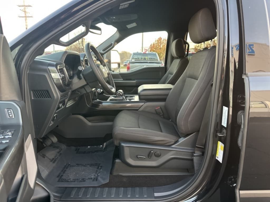 Used 2023 Ford F-150 XLT Truck SuperCrew Cab