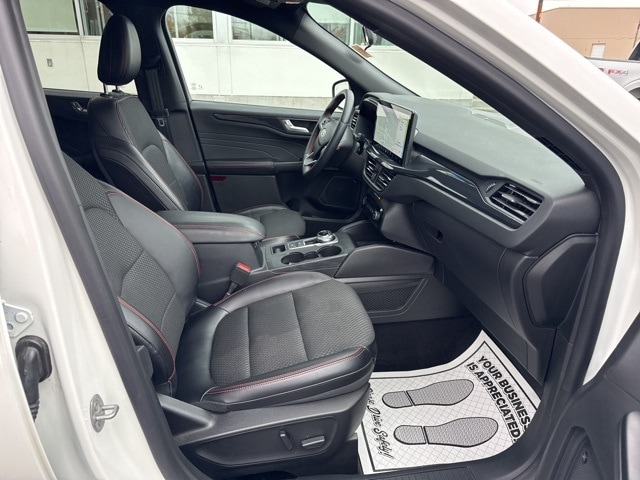 2023 FORD ESCAPE - Image 3