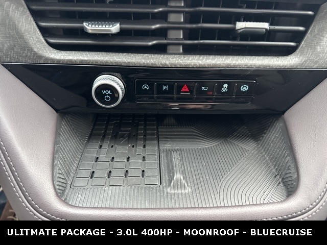 2025 FORD EXPLORER - Image 31