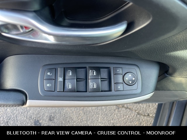 2017 JEEP CHEROKEE - Image 17