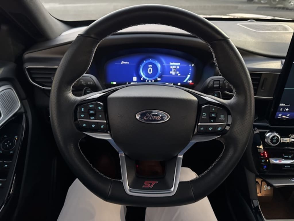 Used 2023 Ford Explorer ST SUV