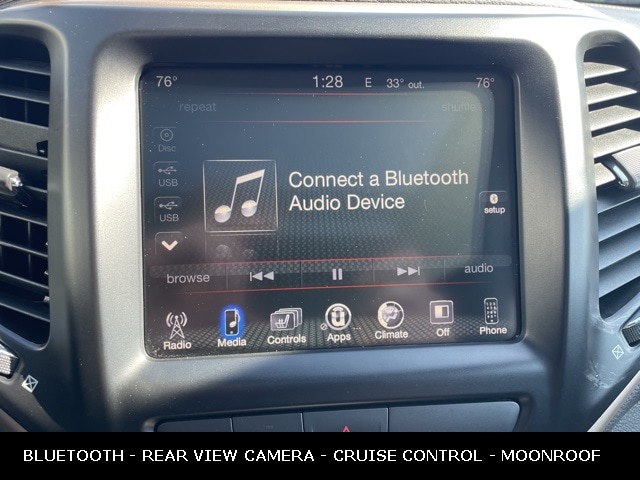 2017 JEEP CHEROKEE - Image 4