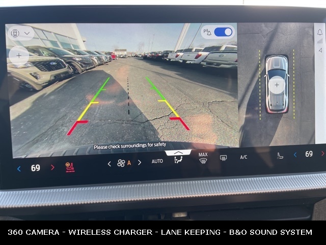 2025 FORD EXPLORER - Image 17