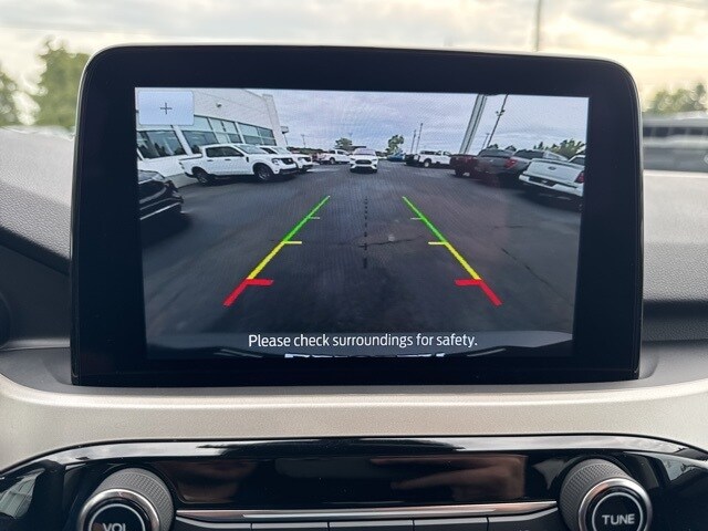 2022 Ford Escape SE photo 4