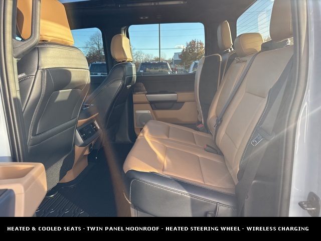2025 FORD F-450 - Image 24