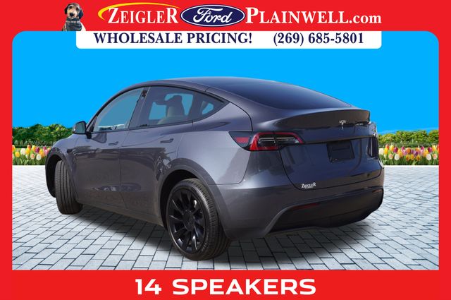 2023 Tesla Model Y Long Range photo 3