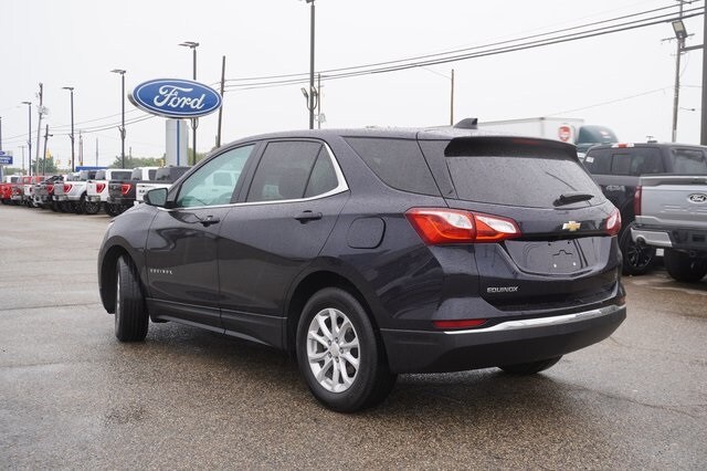 2021 Chevrolet Equinox LT photo 3
