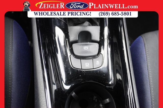 2022 TOYOTA C-HR - Image 18