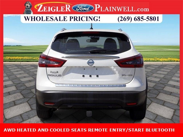 2020 Nissan Rogue Sport S photo 4