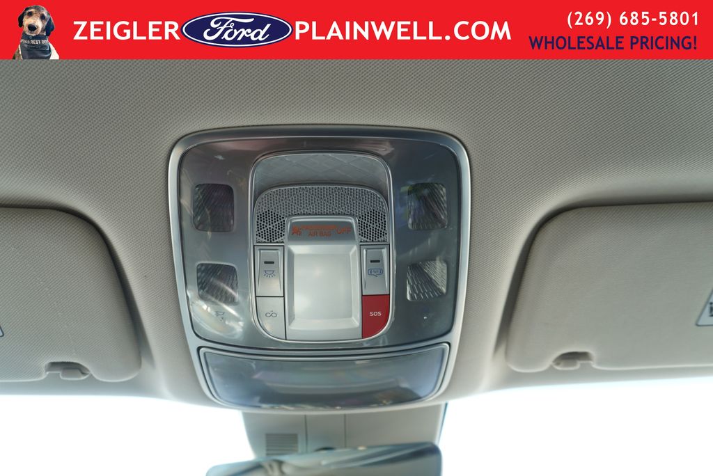 2024 GENESIS GV80 - Image 33