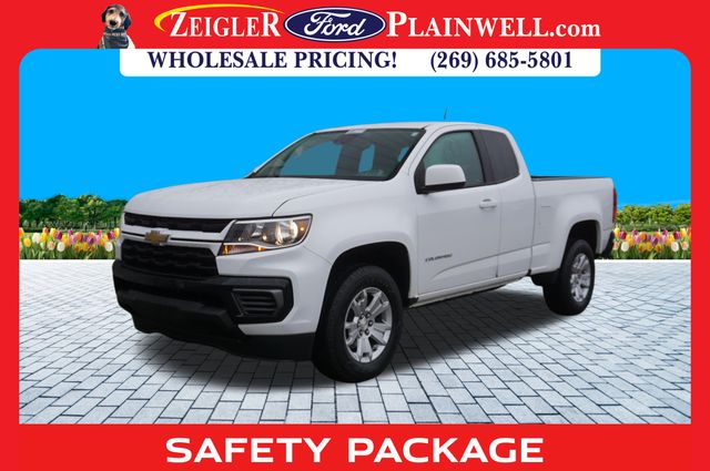 2022 Chevrolet Colorado LT photo 2