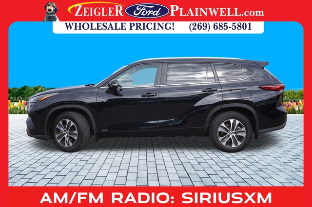 2023 Toyota Highlander Hybrid XLE photo 2