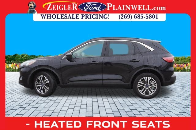 2020 Ford Escape SEL photo 2