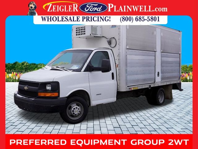 2015 Chevrolet Express Cutaway Base