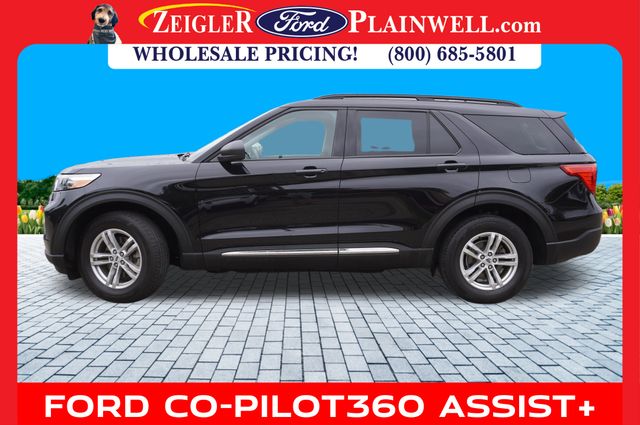 2022 Ford Explorer XLT photo 2