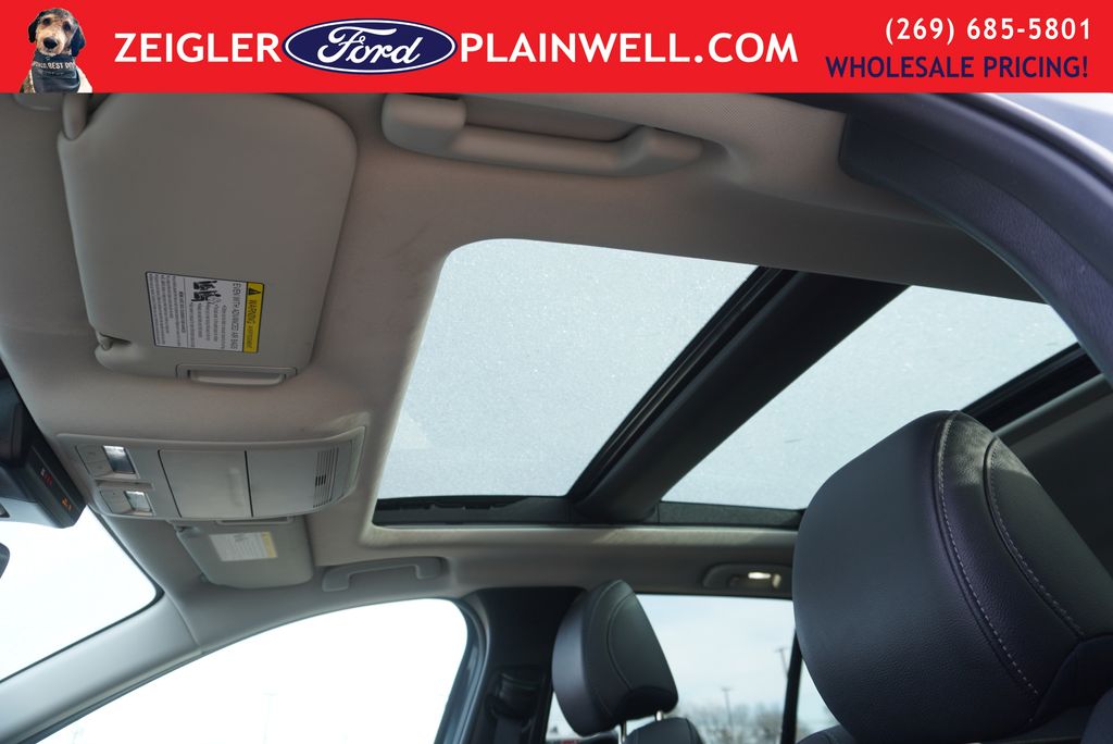 2025 MAZDA CX-50 - Image 19