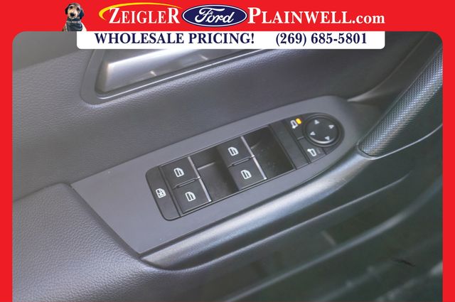 2023 MAZDA CX-50 - Image 25