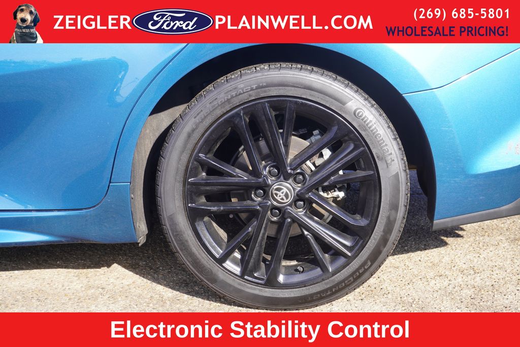 2025 TOYOTA CAMRY - Image 9