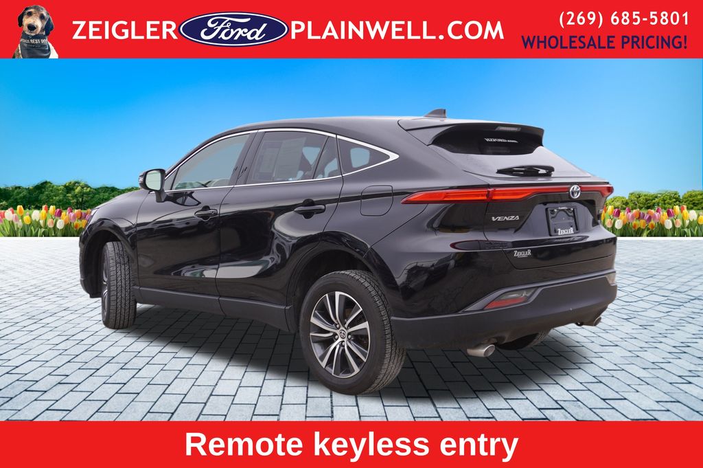 2022 TOYOTA VENZA - Image 3