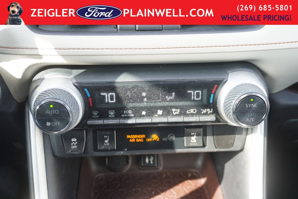 2019 TOYOTA RAV4 - Image 22