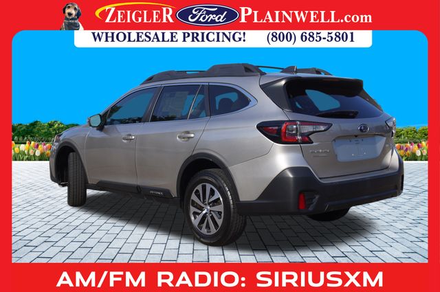 2020 Subaru Outback Premium photo 3