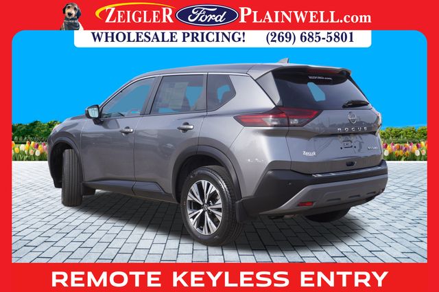 2022 Nissan Rogue SV photo 3
