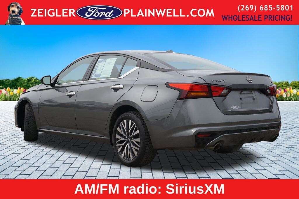 Used 2023 Nissan Altima 2.5 SV Sedan