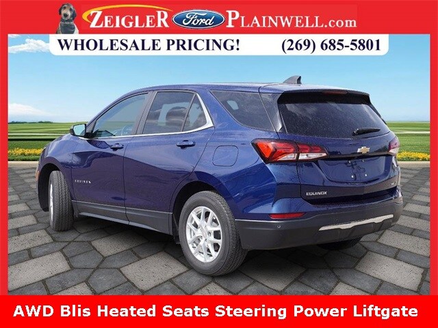 2022 Chevrolet Equinox LT photo 3