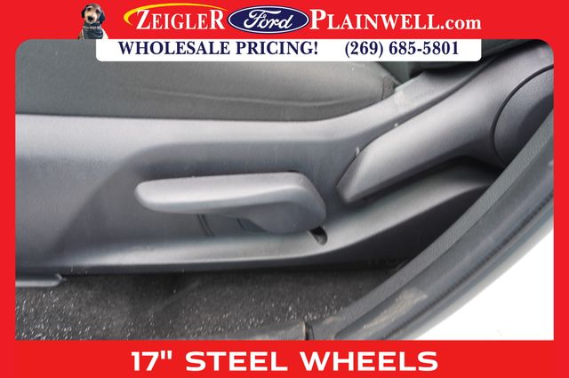 2025 TOYOTA RAV4 - Image 12