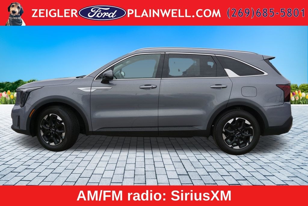 Used 2024 Kia Sorento S SUV