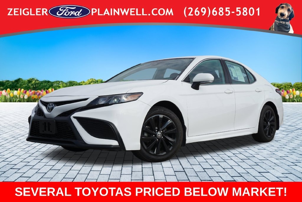 2024 Toyota Camry SE