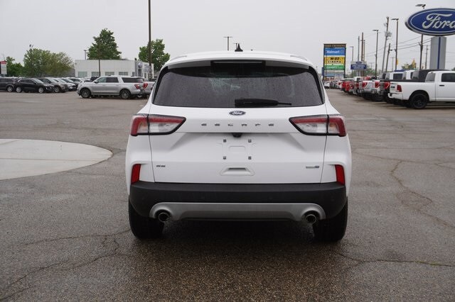 2020 Ford Escape SE photo 4