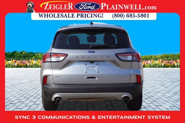 2022 Ford Escape SE photo 4