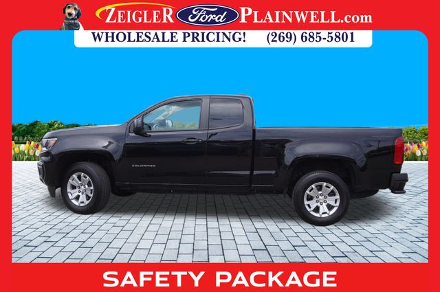 2022 Chevrolet Colorado LT photo 2
