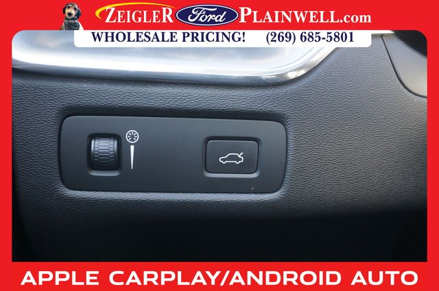 2018 VOLVO XC60 - Image 30