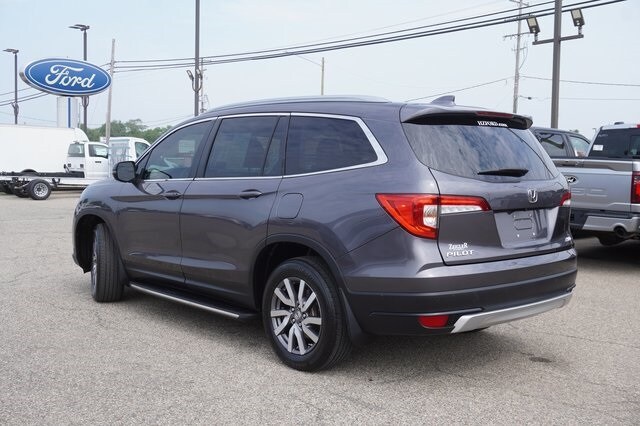 2022 Honda Pilot Black Edition photo 3