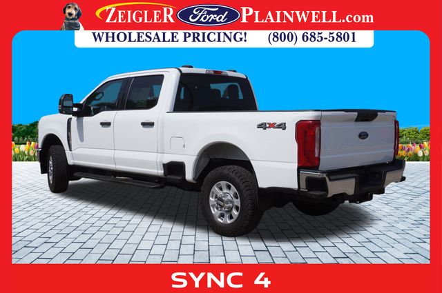 2023 Ford F-250 XLT photo 3
