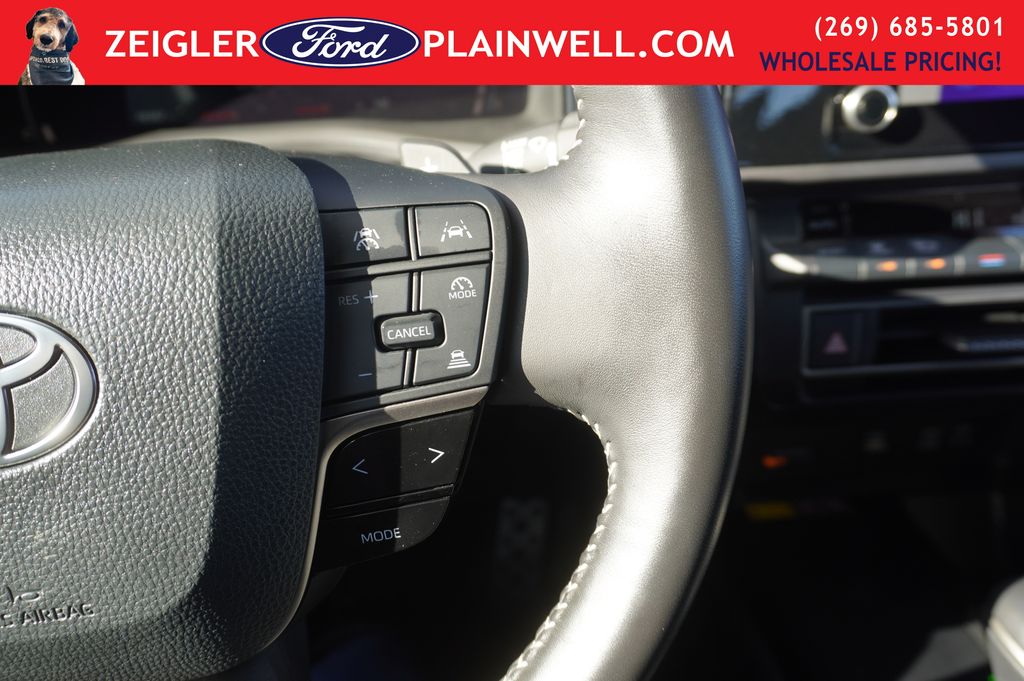 2025 TOYOTA CAMRY - Image 25