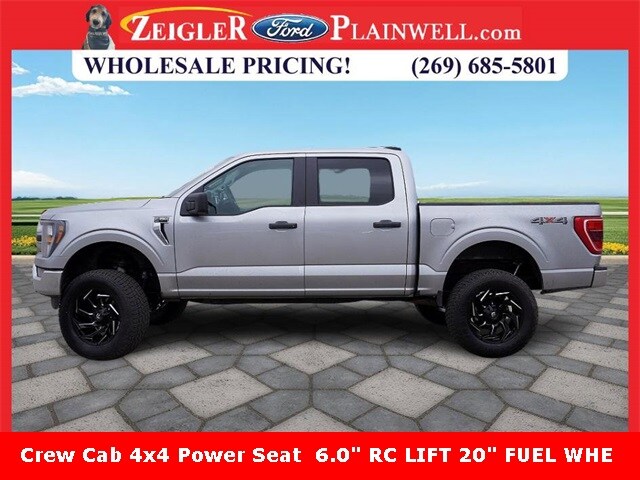 2023 Ford F-150 XLT photo 2
