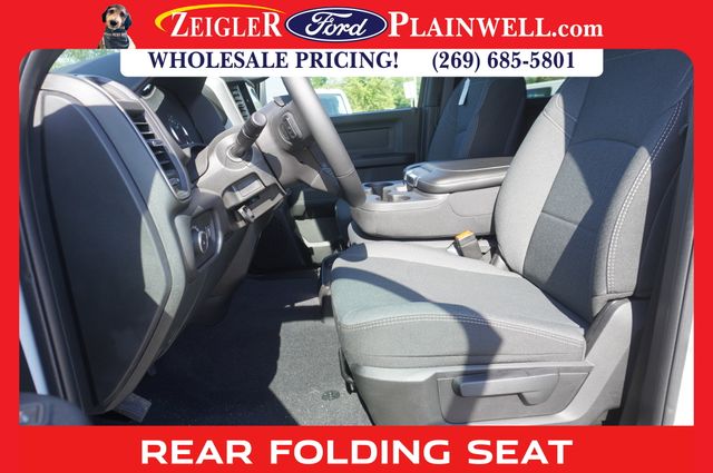 2024 RAM 3500 - Image 12