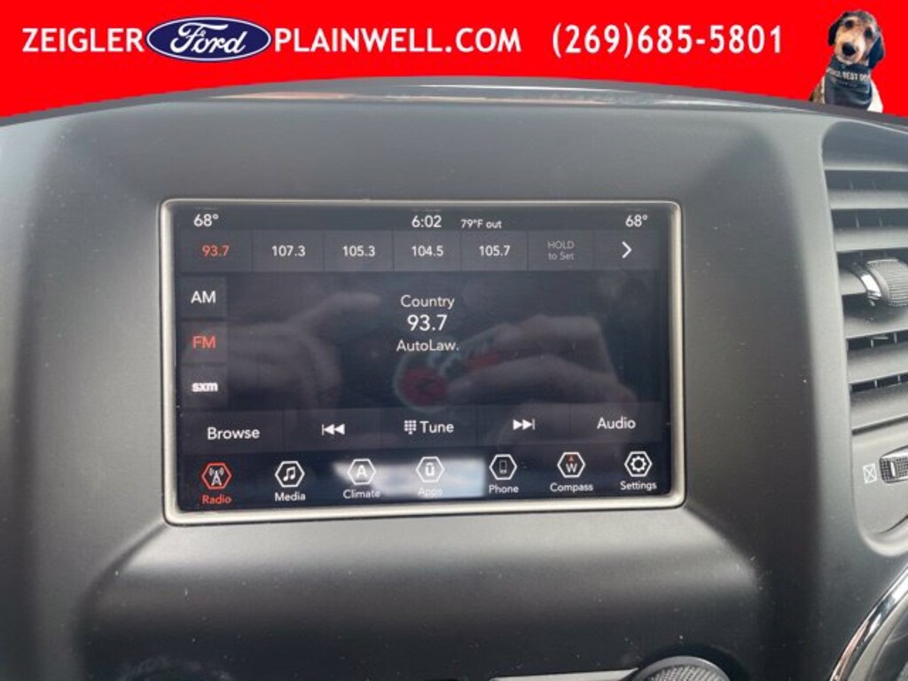 Used 2019 Jeep Grand Cherokee Laredo SUV