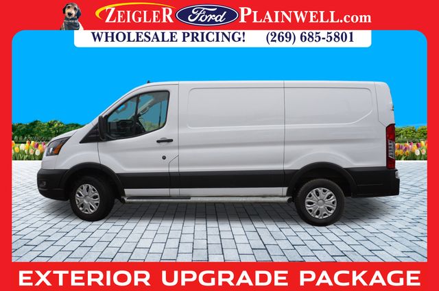 2023 Ford Transit photo 2