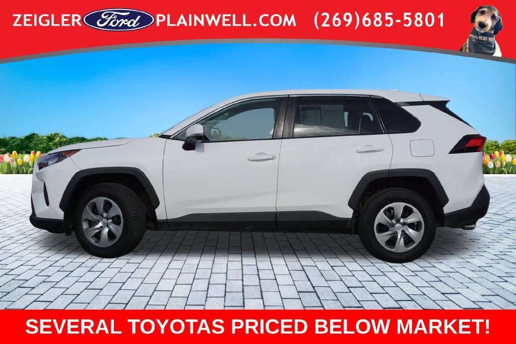 Used 2022 Toyota RAV4 LE SUV