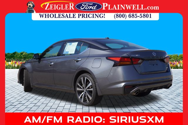 2019 Nissan Altima 2.5 Platinum photo 3