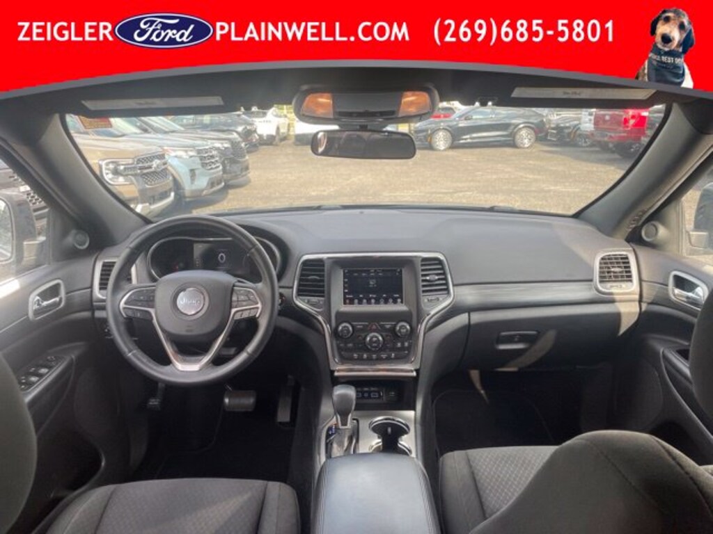 Used 2019 Jeep Grand Cherokee Laredo SUV