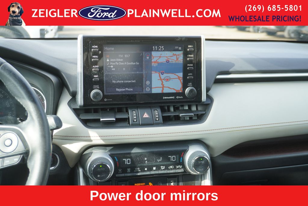 2019 TOYOTA RAV4 - Image 16