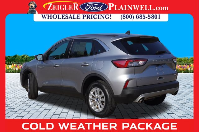 2022 Ford Escape SE photo 3