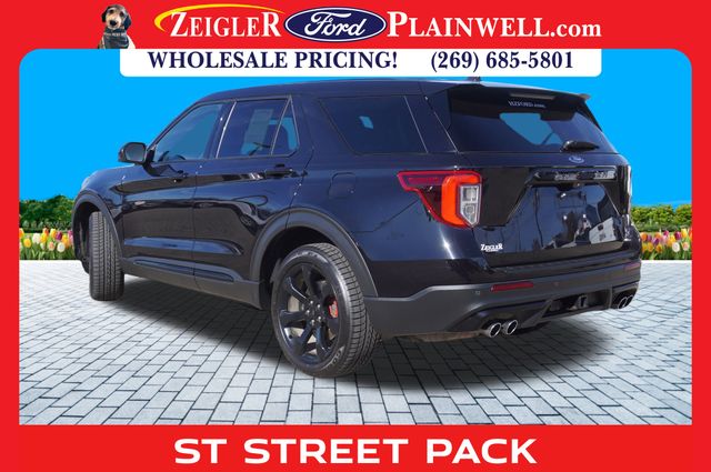 2022 Ford Explorer ST photo 3