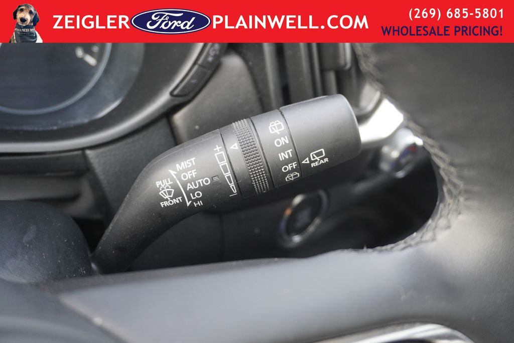 2025 MAZDA CX-50 - Image 28