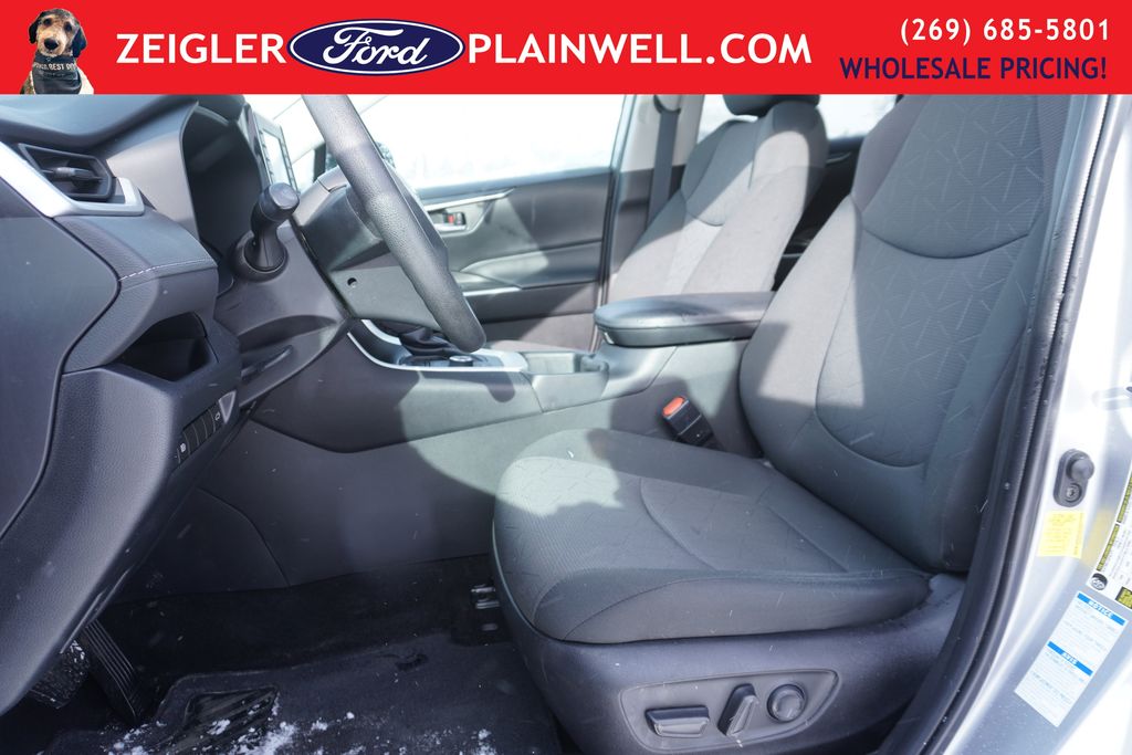 2022 TOYOTA RAV4 - Image 18